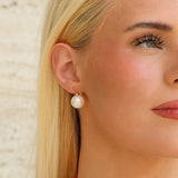 Mega Pearl Earring