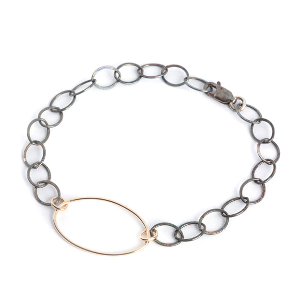 HANA oval loop bracelet - oxidized silver/edge
